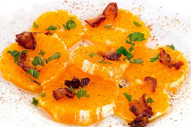 Mangomousse mit Orangen