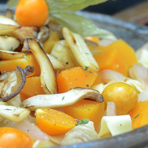 Fettucine au physalis, à la courge, aux châtaignes et au thym