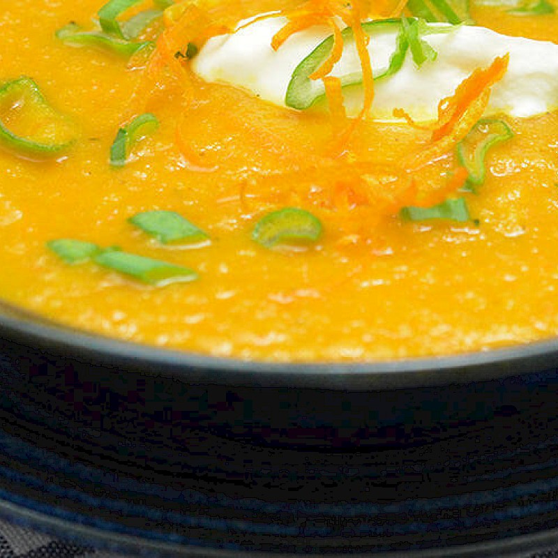 Karotten-Blutorangen-Suppe mit Ingwer
