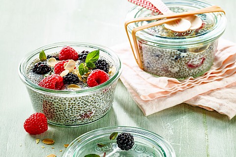 Pudding au chia et aux baies