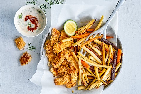 Fisch-Nuggets mit Gemüse-Frites